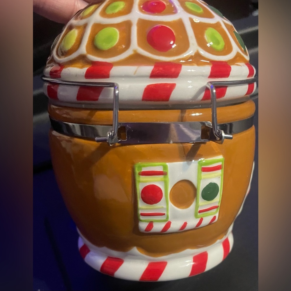 Colorful‎ Ceramic Holiday Cookie Jar! NEW!